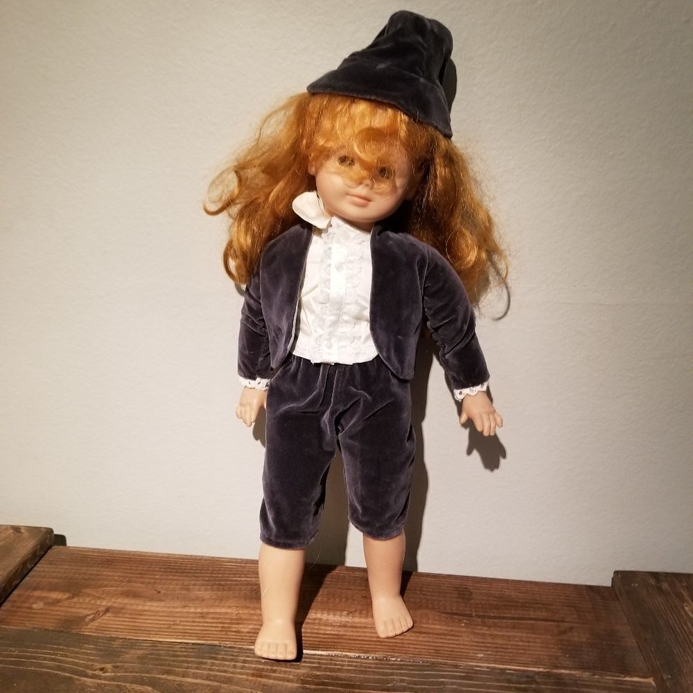 VINTAGE GOTZ DOLL VERY CUTE